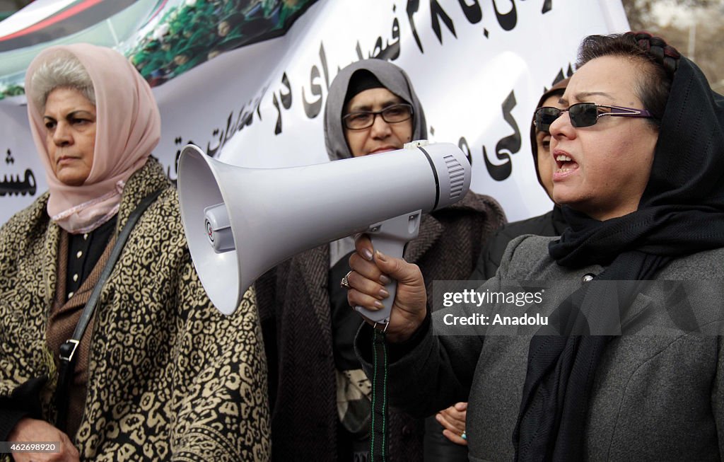 Protest in Kabul over ignorance of women participation in the new Afghan cabinet