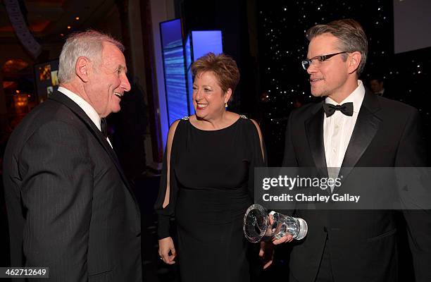 Emcee and Danny Kaye Humanitarian Peace Award presenter Jerry Weintraub, Caryl Stern, President & CEO U.S. Fund for UNICEF and emcee and Danny Kaye...