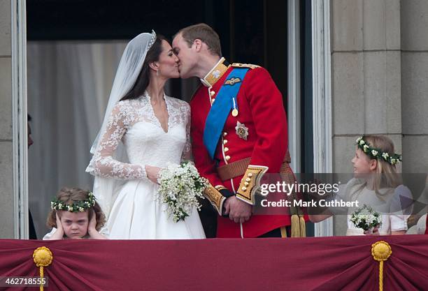 Catherine, Duchess of Cambridge and Prince William, Duke of Cambridge on the balcony at Buckingham Palace with Bridesmaids Margarita Armstrong-Jones...