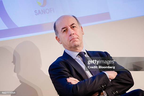 Serge Weinberg, chairman and interim chief executive officer of Sanofi, France's largest drugmaker, looks on during a news conference to announce the...