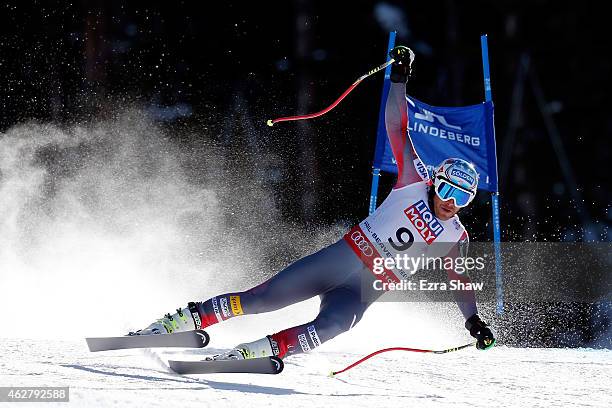 Bode Miller of the United States falls during the Men's Super-G on the Birds of Prey racecourse on Day 4 of the 2015 FIS Alpine World Ski...