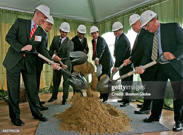 The groundbreaking ceremony for the new NorthPoint Lechmere MBTA station took place on October 23, 2006. From left: Thomas J. Hamill, Sr. Vice...