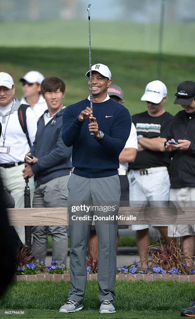 Farmers Insurance Open - Round One