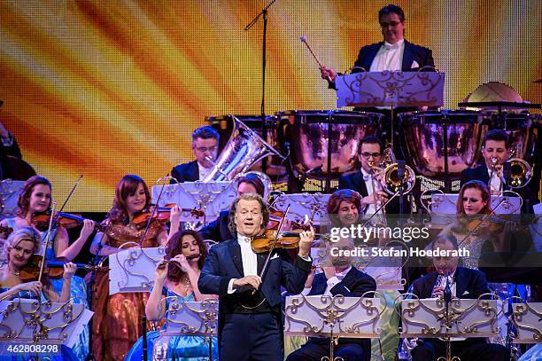 Andre Rieu Instrument Andre Rieu Orchestra Photos and Premium High Res Pictures - Getty Images