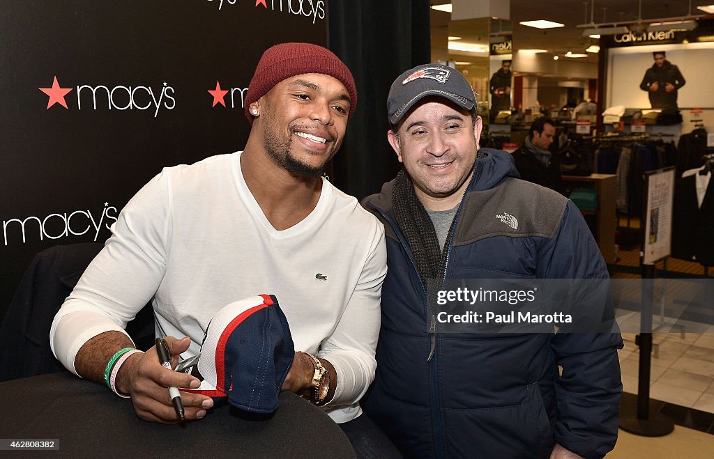 New England Patriots Player Shane Vereen Visits Macy's Downtown Crossing
