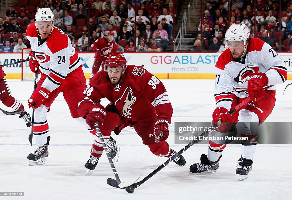 Carolina Hurricanes v Arizona Coyotes