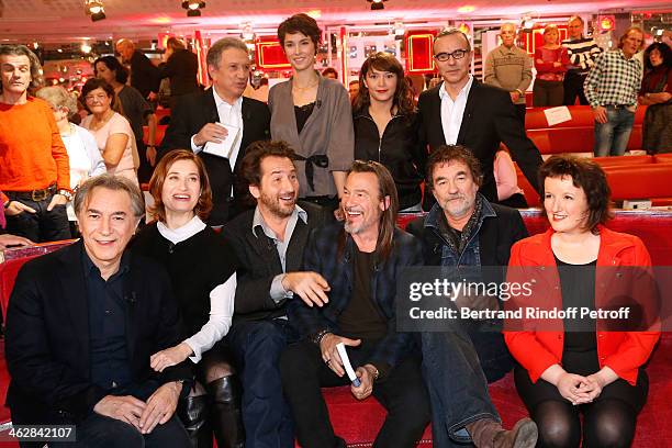 Richard Berry, Emmanuelle Devos, Edouard Baer, main guest of the show Florent Pagny, Olivier Marchal and Anne Roumanoff, Michel Drucker, Eglantine...