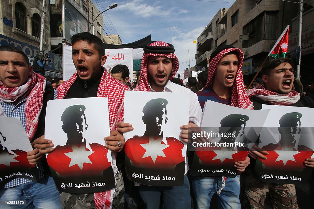 Mass Protests in Downtown Amman Signify Unity And Support For The King