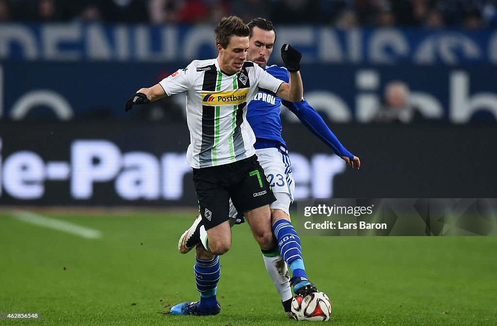 FC Schalke 04 v Borussia Moenchengladbach - Bundesliga