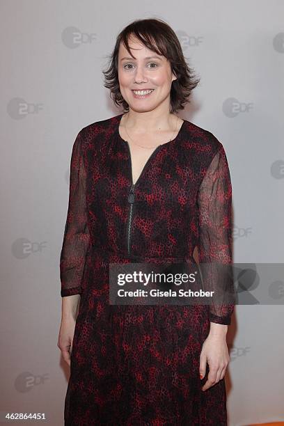 Eva Loebau attends the premiere of the film 'Der Clan. Die Geschichte der Familie Wagner' at Gloria Palast on January 15, 2014 in Munich, Germany.