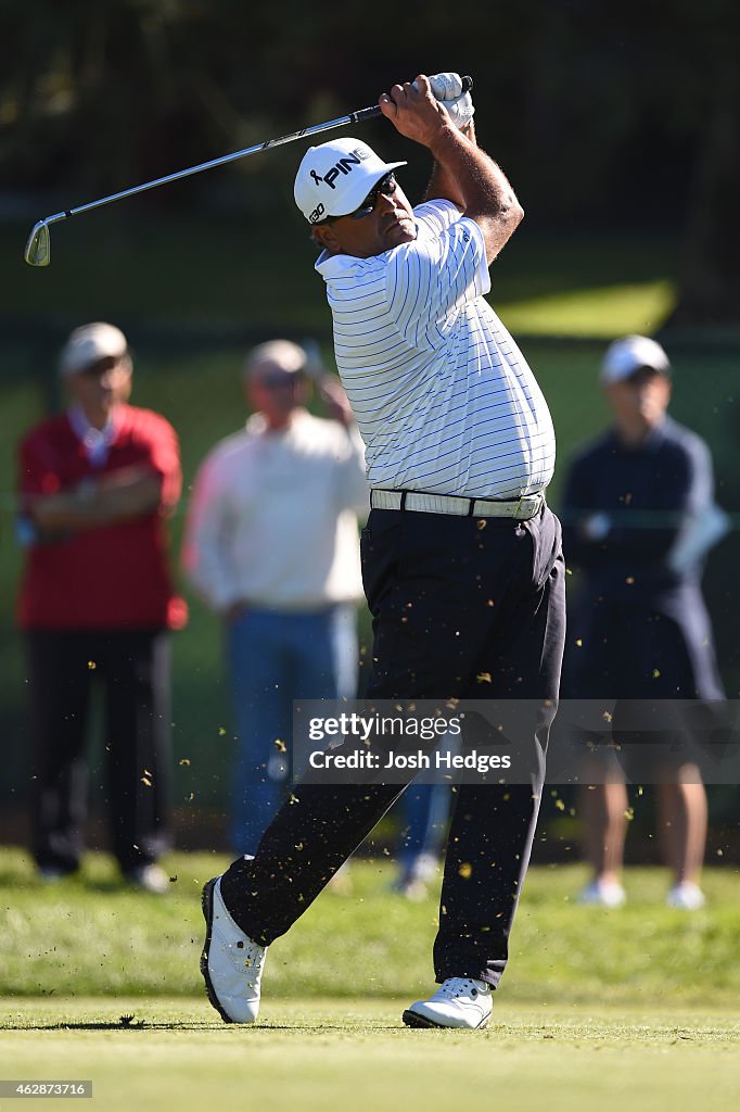 Farmers Insurance Open - Round Two