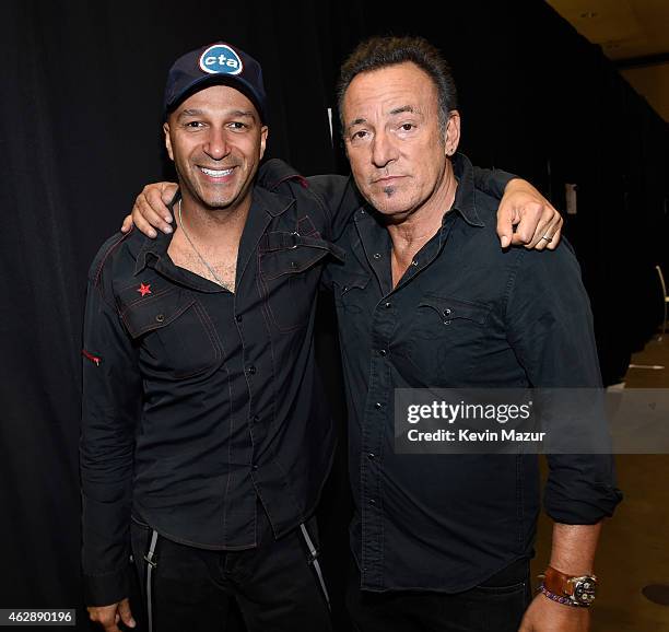 Tom Morello Springsteen 7,978 Tom Morello Photos & High Res Pictures - Getty Images