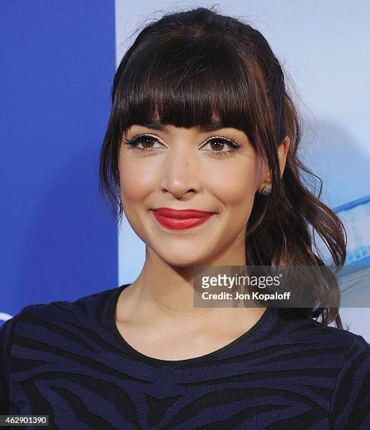 Actress Hannah Simone arrives at the Los Angeles Premiere "Let's Be Cops" at ArcLight Hollywood on August 7, 2014 in Hollywood, California.