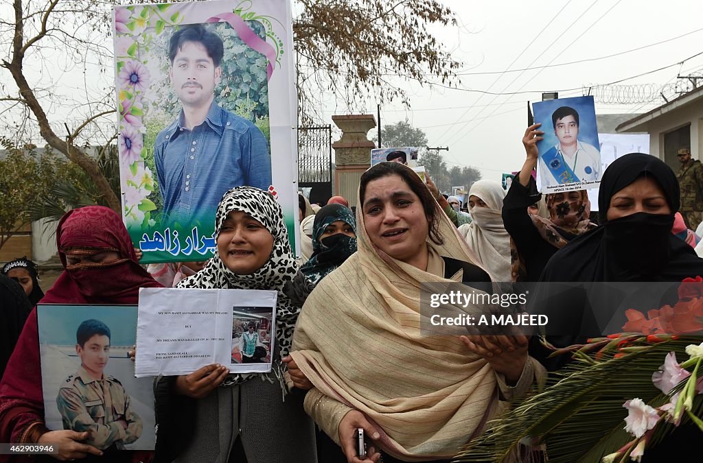 PAKISTAN-UNREST-SCHOOL-PROTEST