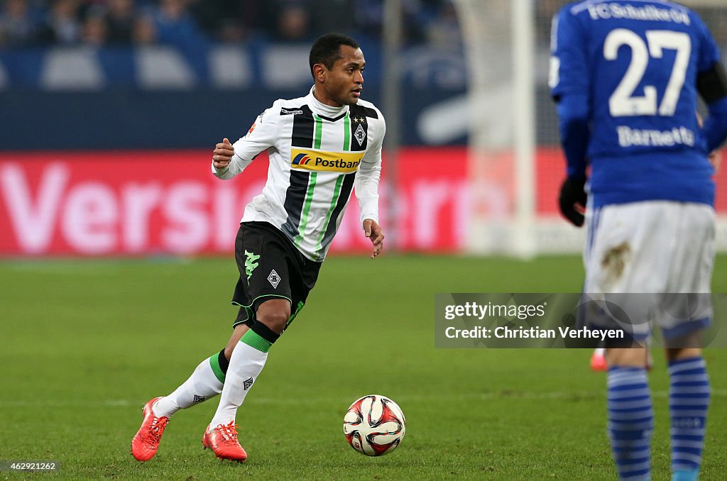 FC Schalke 04 v Borussia Moenchengladbach - Bundesliga