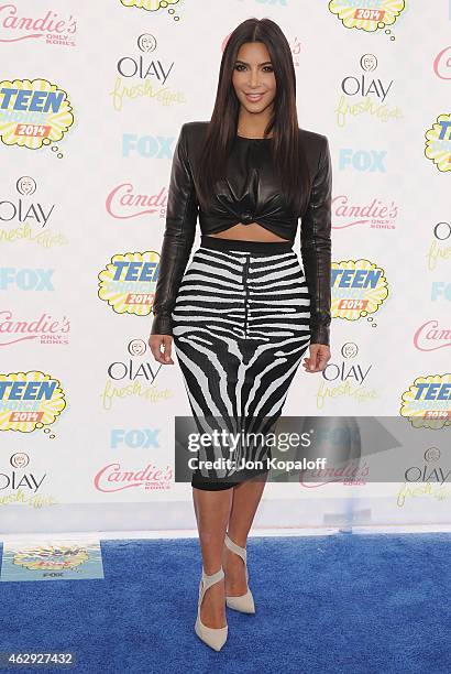 Kim Kardashian arrives at the 2014 Teen Choice Awards at The Shrine Auditorium on August 10, 2014 in Los Angeles, California.