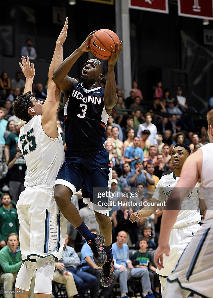 Connecticut at Tulane