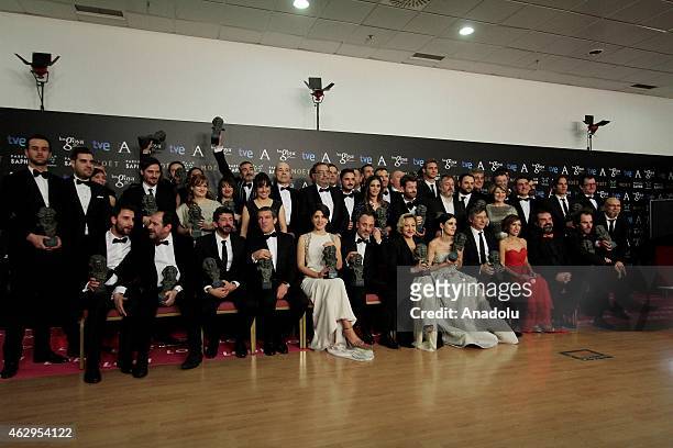 All winners of the 29th Goya film awards pose at the Prince Felipe Congress Centre in Madrid, on February 7, 2015.