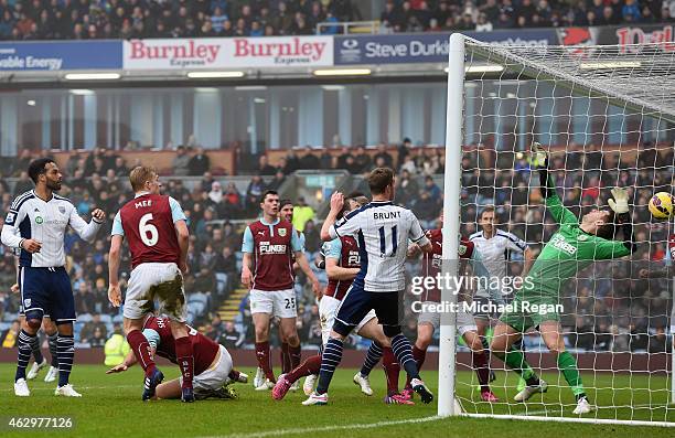 Chris Brunt of West Brom scores their first goal past Thomas Heaton of Burnley during the Barclays Premier League match between Burnley and West...