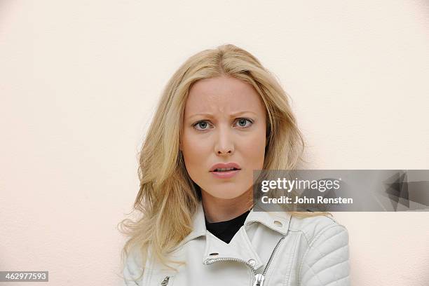 studio portraits of happy, optimistic people - frowning stock pictures, royalty-free photos & images