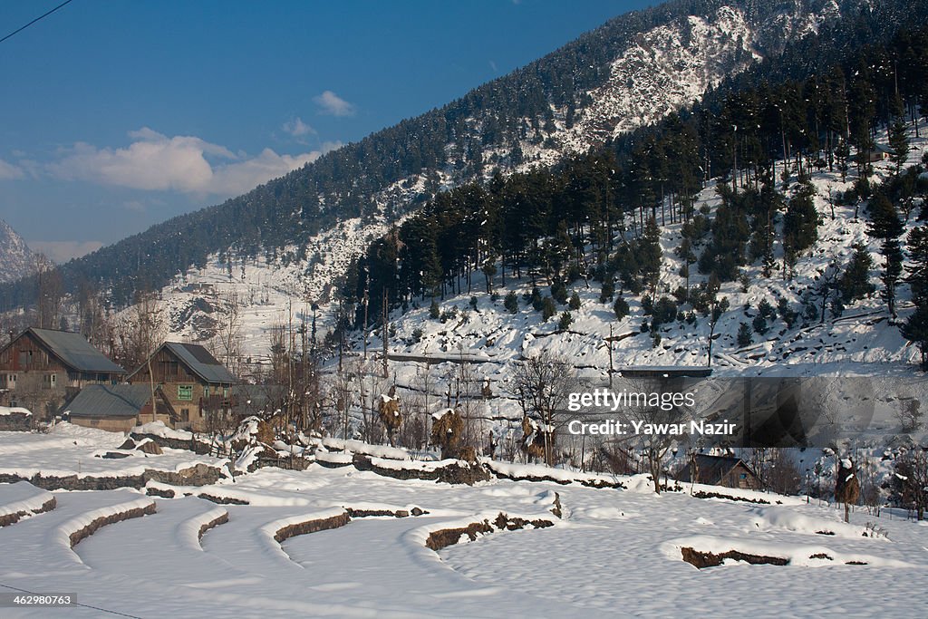 Snow At Gagangir In Kashmir