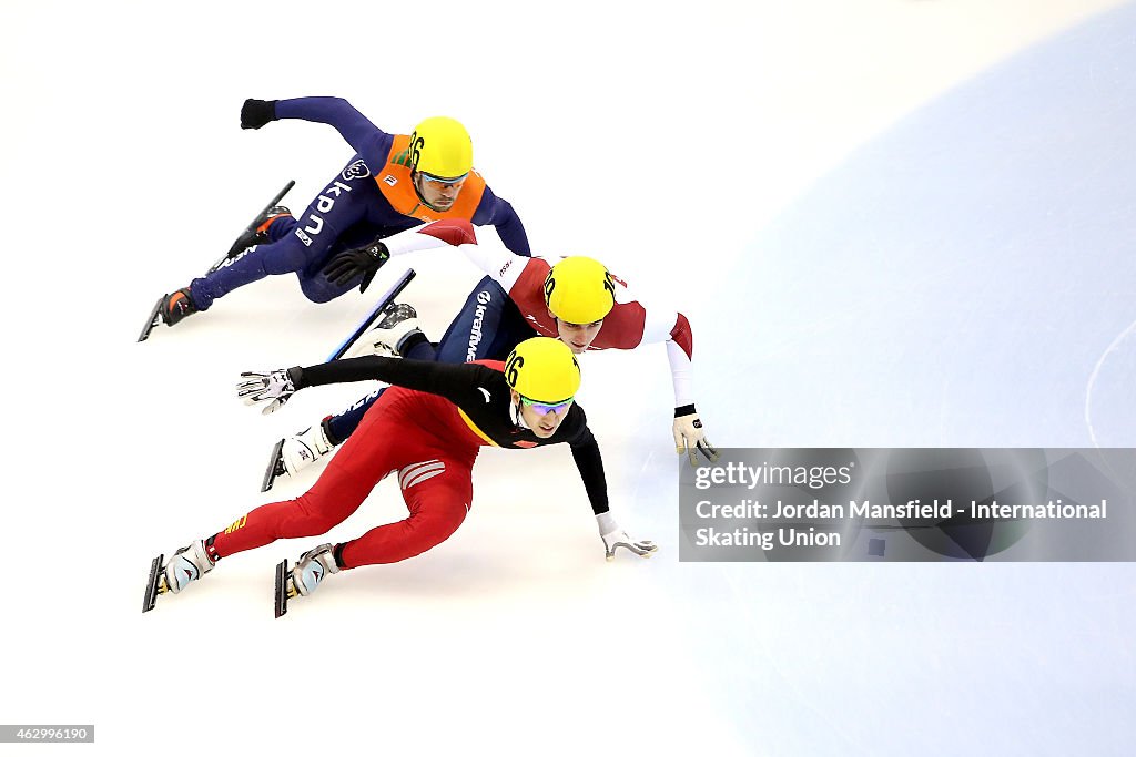 ISU World Cup Short Track Speed Skating - Day 2