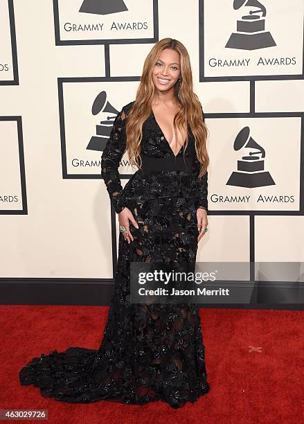 Singer Beyonce attends The 57th Annual GRAMMY Awards at the STAPLES Center on February 8, 2015 in Los Angeles, California.