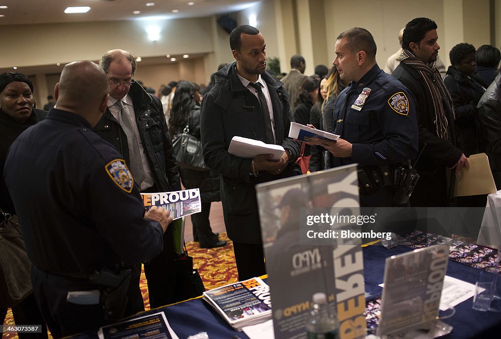 NYC Job Expo As Jobless Claims Fall to Lowest in More Than a Month