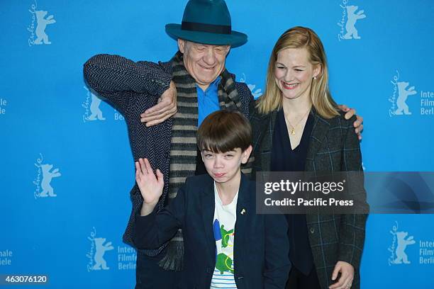 Milo Linney Parker Filme Photos and Premium High Res Pictures - Getty Images