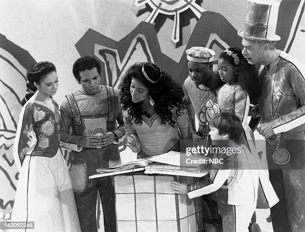 Once Upon A Time" Episode 18 -- Pictured: Sabrina Le Beauf as Sondra Huxtable Tibideaux, Geoffrey Owens as Elvin Tibideaux, Phylicia Rashad as Clair...