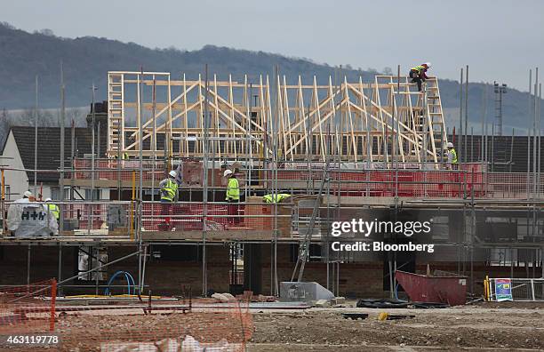 Red Rio Plc 42 Residential Housing Construction At A Redrow Plc Building Site Stock ...