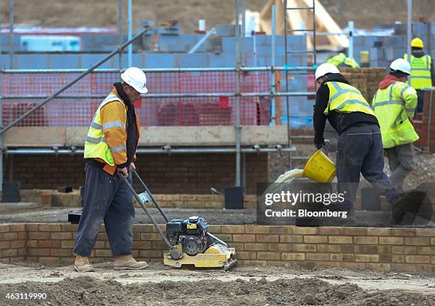 Red Rio Plc 171 Redrow Homes Photos & High Res Pictures - Getty Images
