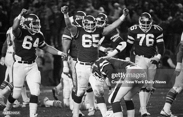 Football New York Jets v Miami Dolphins at Shea Stadium