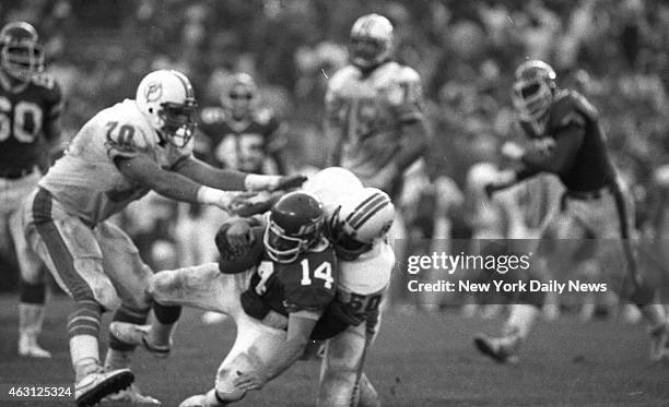 Football New York Jets v Miami Dolphins at Shea Stadium