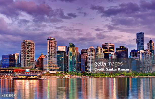skyline i - vancouver sunset stock pictures, royalty-free photos & images