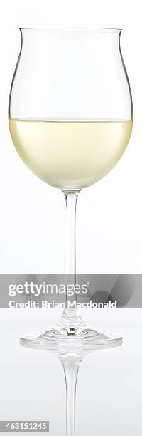 white wine - pinot grigio wine foto e immagini stock