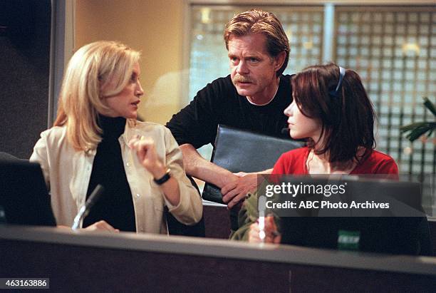 When Something Wicked This Way Comes" - Airdate: October 12, 1999. L-R: FELICITY HUFFMAN;WILLIAM H. MACY;SABRINA LLOYD