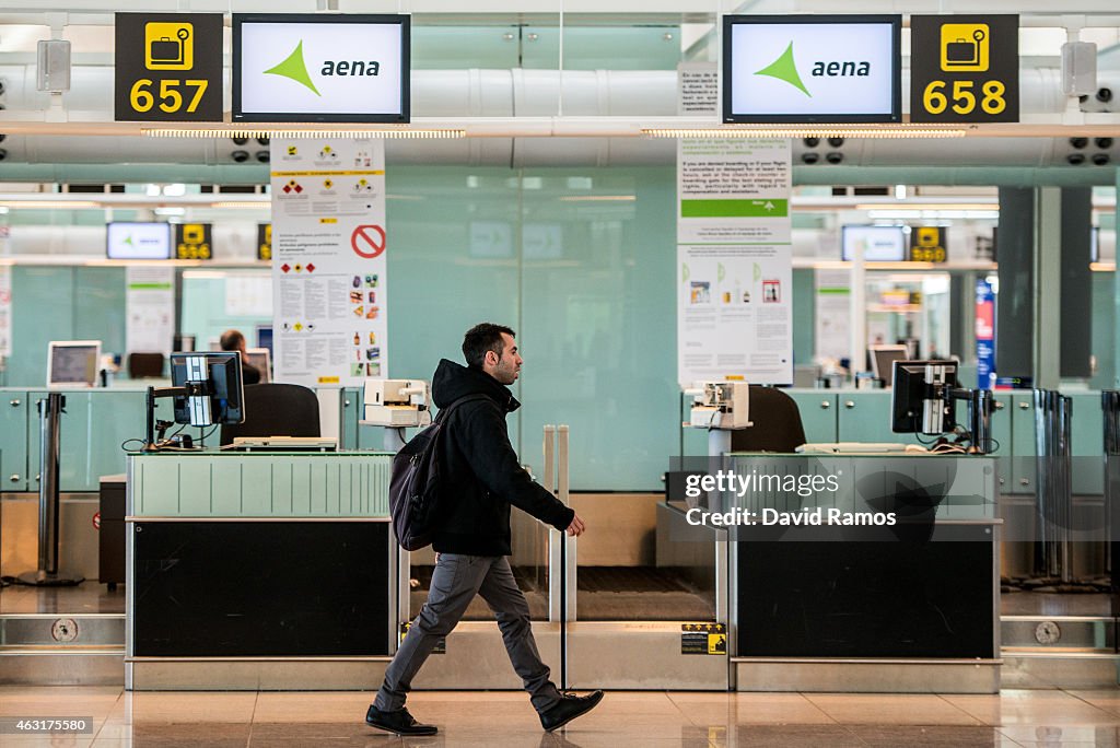 World's Largest Airport Operator AENA Start Trading On Madrid Stock Exchange