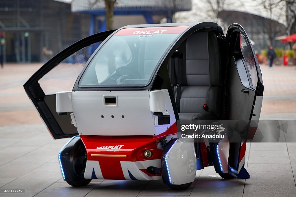 Driverless car photo-call in England