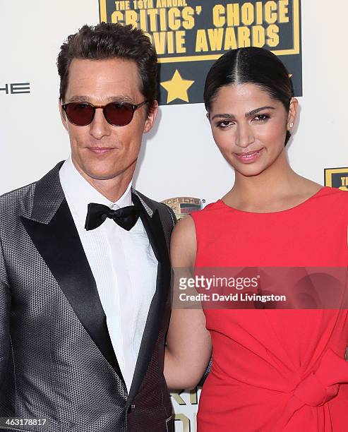 Actor Matthew McConaughey and wife model Camila Alves attends the 19th Annual Critics' Choice Movie Awards at Barker Hangar on January 16, 2014 in...