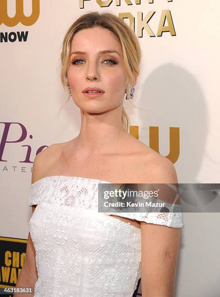 Annabelle Wallis attends the19th Annual Critics' Choice Movie Awards at Barker Hangar on January 16, 2014 in Santa Monica, California.