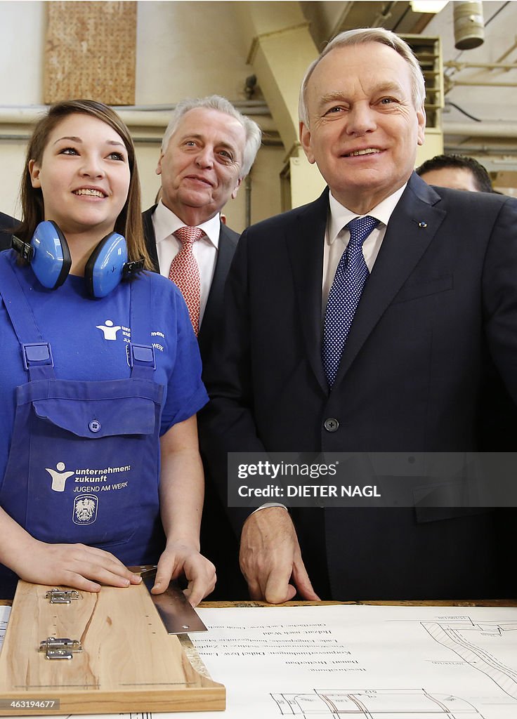 AUSTRIA-FRANCE-DIPLOMACY-AYRAULT-YOUTH