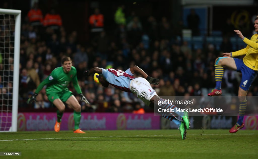 Aston Villa v Arsenal - Premier League