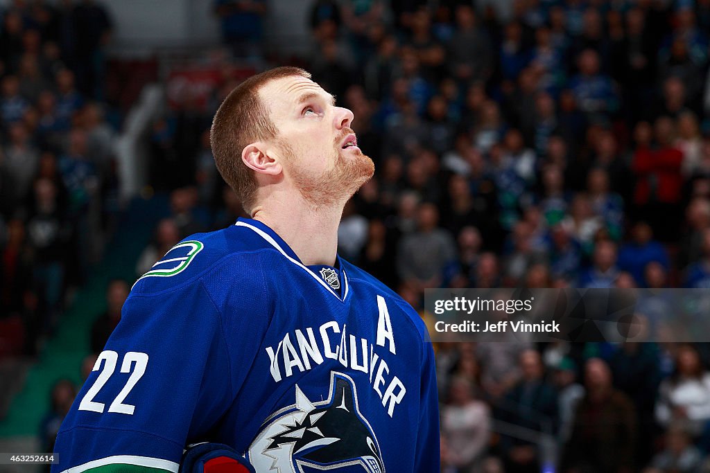 Pittsburgh Penguins v Vancouver Canucks