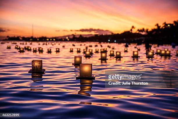 japanese floating lantern - floating lanterns stock pictures, royalty-free photos & images