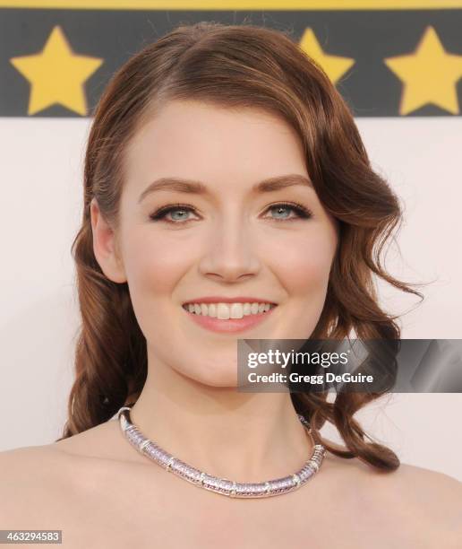 And Sarah Bolger Photos and Premium High Res Pictures - Getty Images