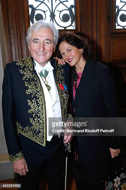 Academician Jean-Loup Dabadie with his wife Veronique Dabadie attend Xavier Darcos becomes a Member of the Academie Francaise : Official Ceremony at...