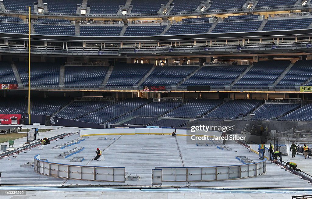 2014 NHL Stadium Series Rink Build Out - New York
