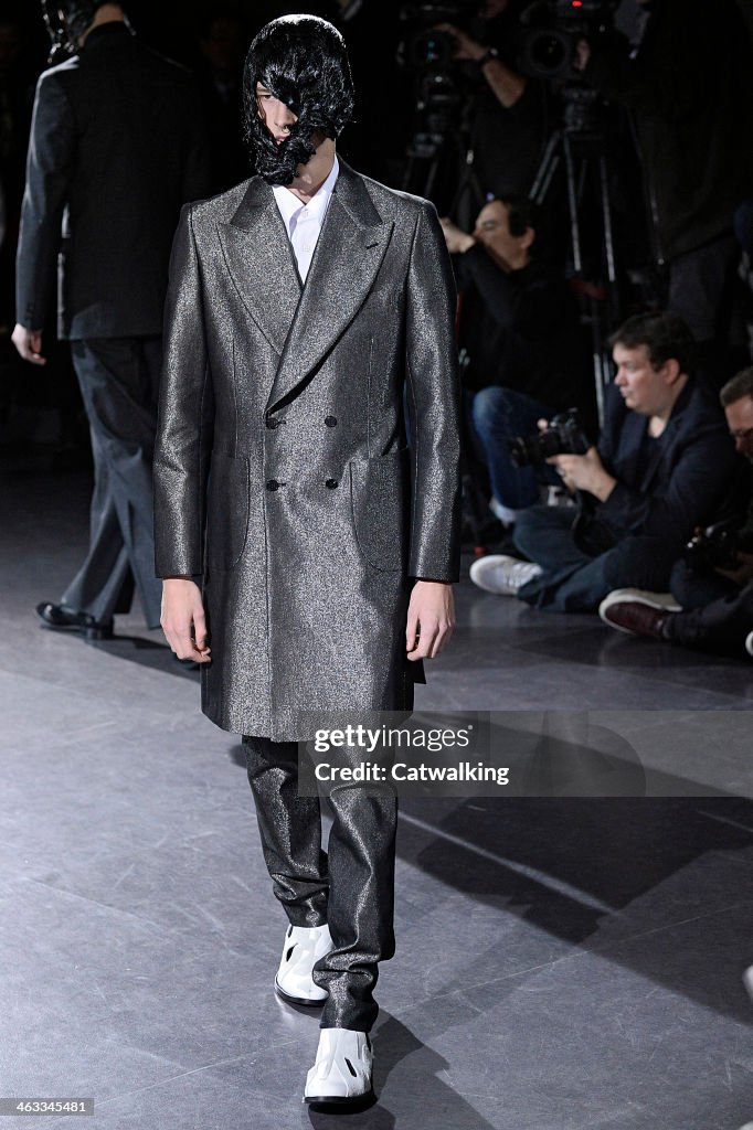 Comme Des Garcons Homme Plus  - Mens Fall 2014 Runway - Paris Menswear Fashion Week