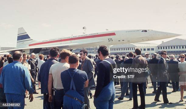 Photo prise en juin 1969 lors du Salon du Bourget du prototype du Concorde, l'avion supersonique franco-britannique. Picture dated June 1969 during...